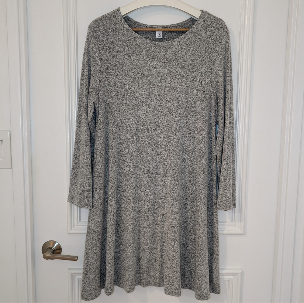 Old Navy Plush-Knit Swing Dress in Charcoal Heather